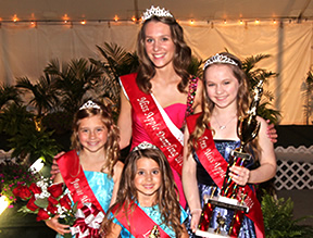 Pageant Contestants Vote